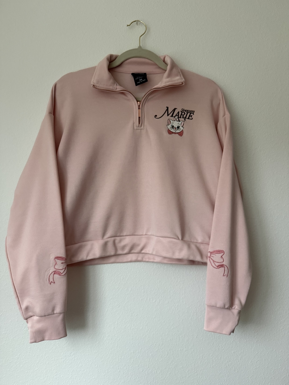 Boxlunch Marie Light Pink Quarter-Zip Pullover